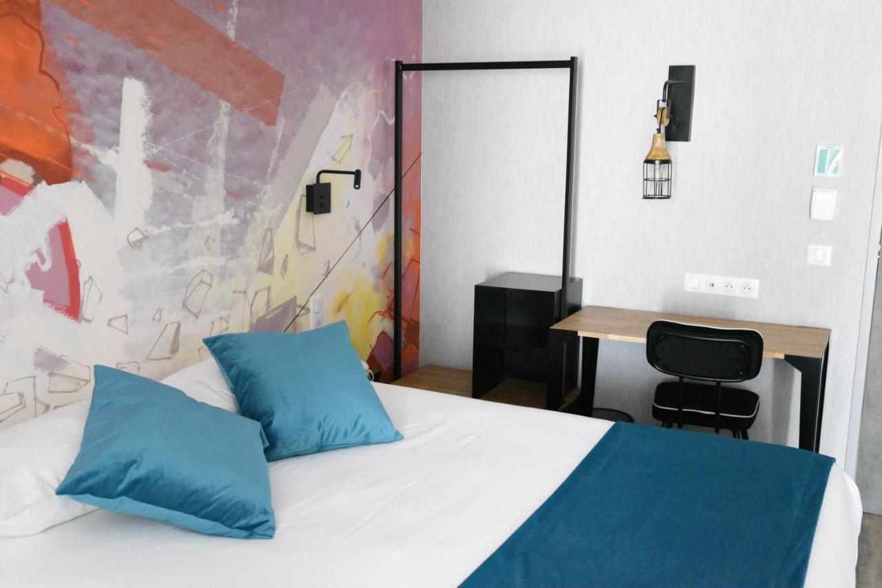 The Originals Boutique, Hotel มงเตลิมาร์ ภายนอก รูปภาพ