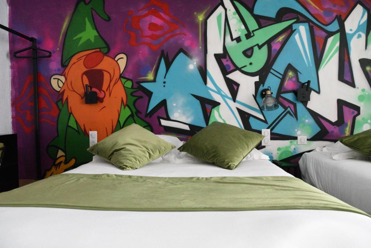 The Originals Boutique, Hotel มงเตลิมาร์ ภายนอก รูปภาพ