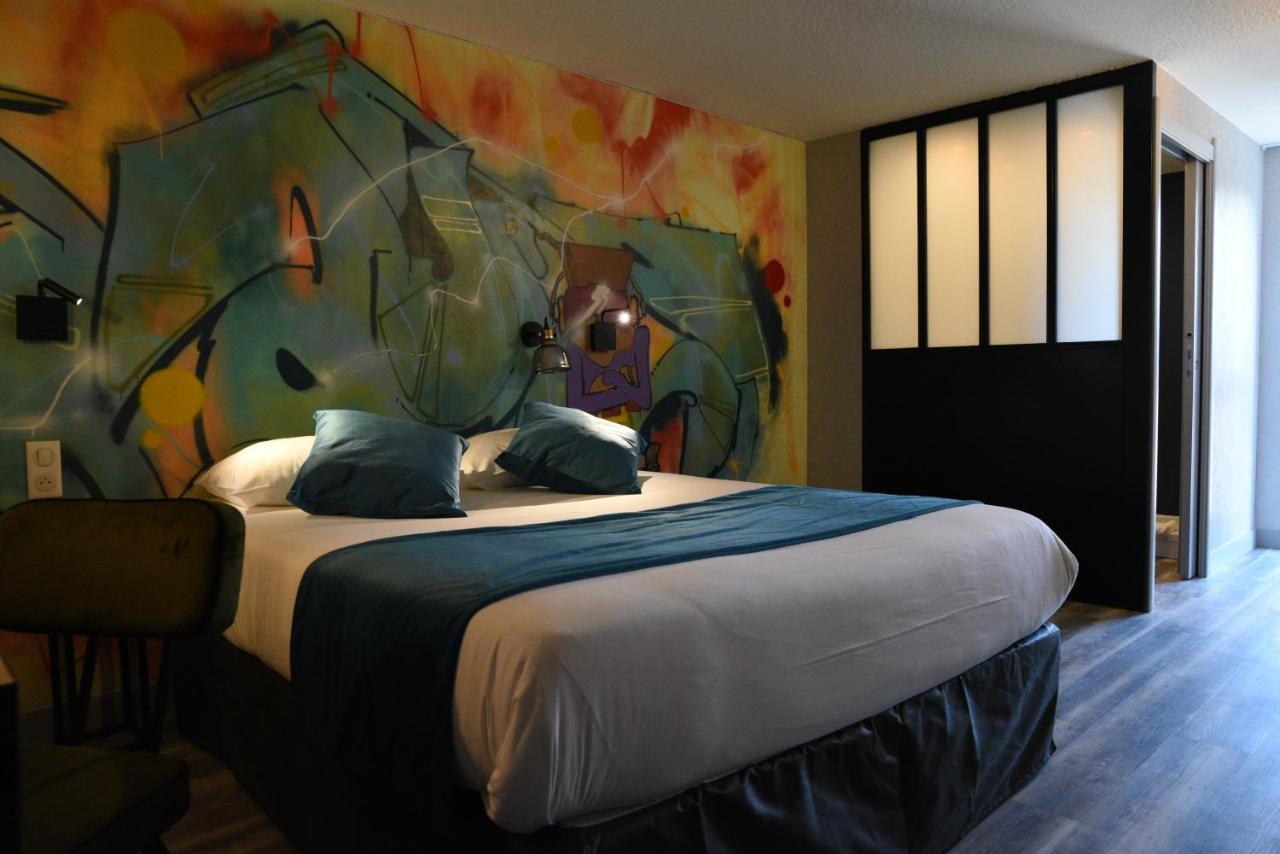 The Originals Boutique, Hotel มงเตลิมาร์ ภายนอก รูปภาพ